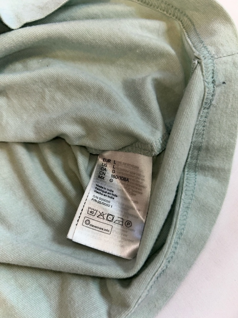 H&M Men's Short-Sleeve Crew Tee in Mint Green - Picture 4 of 6